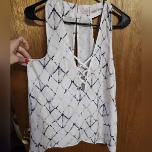 Cut out tank